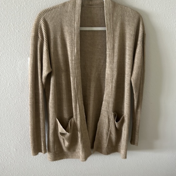 EILEEN FISHER ORGANIC LINEN DELAVE HIGH COLLAR CARDIGAN - Picture 2 of 9